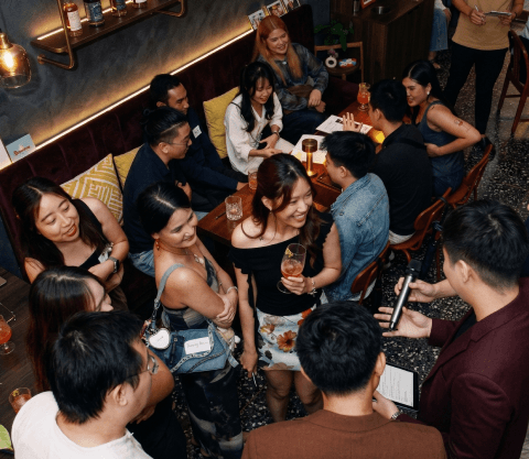 Less Is More: The Strategic Advantage at Speed Dating